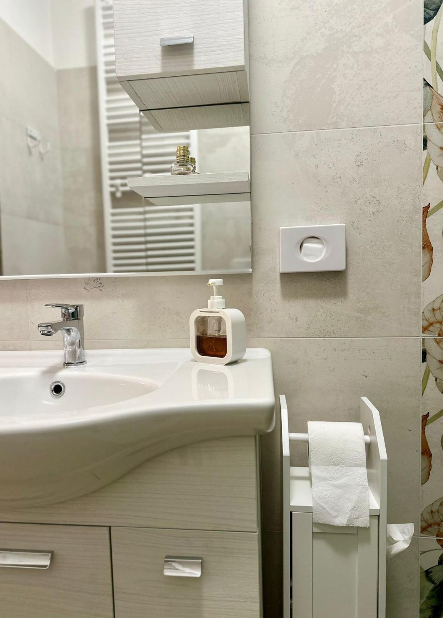 Monica'S Dream Apartment Verona Ngoại thất bức ảnh